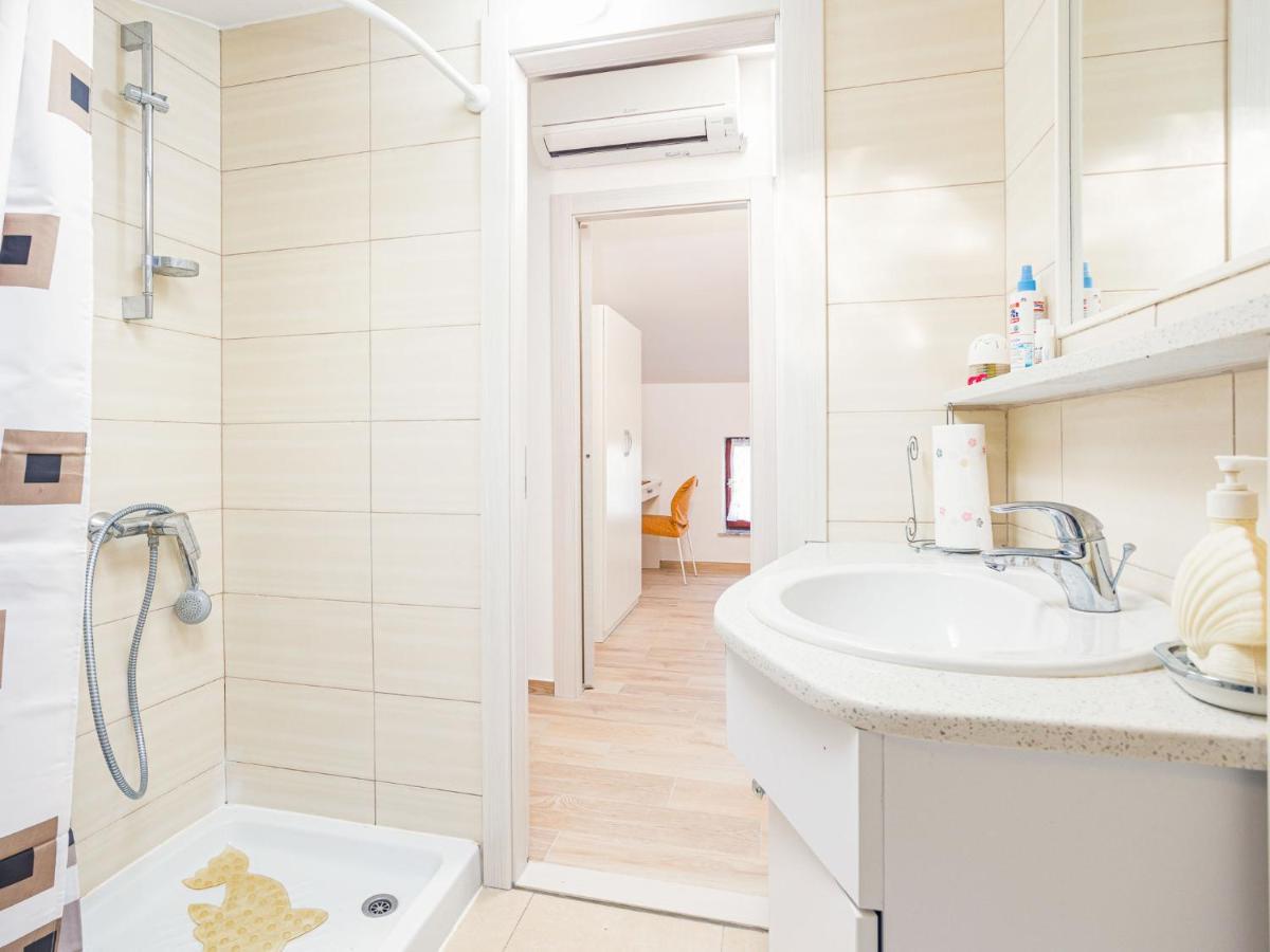 Bellevue - Pul330 By Interhome * Pjescana Uvala