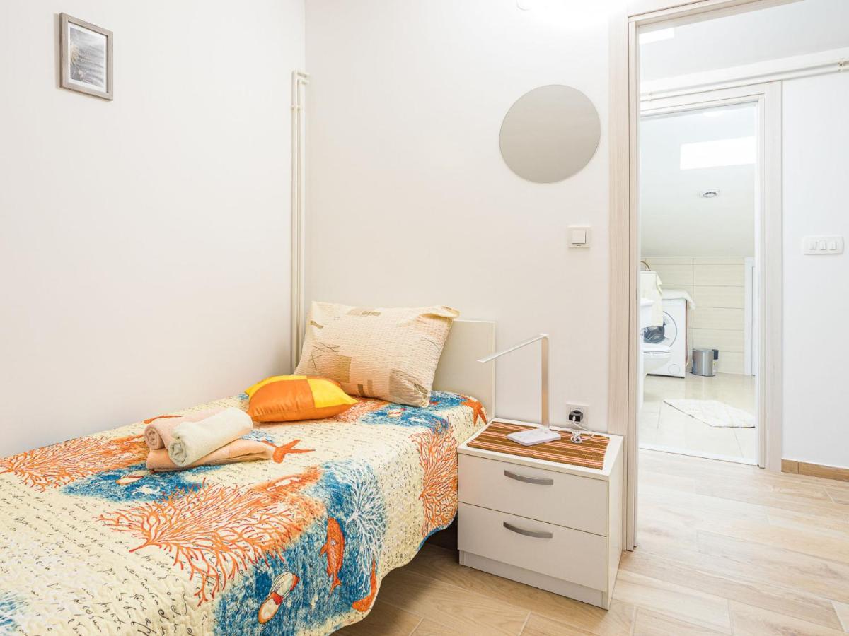 Bellevue - Pul330 By Interhome *