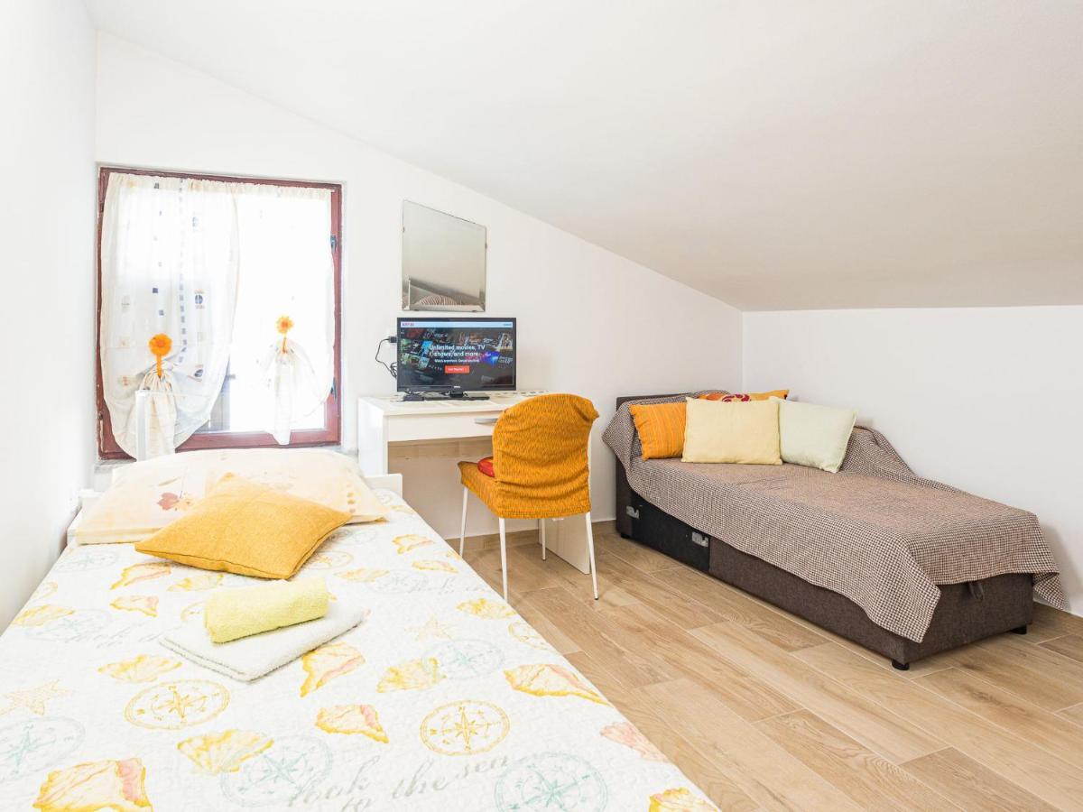 Bellevue - Pul330 By Interhome *